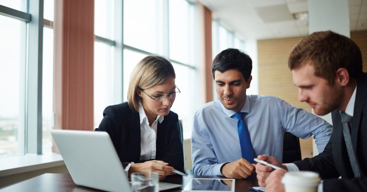 Why a 2-Minute Video Call is Better Than a 2-Day Email Chain 1 How Click2Connect Transforms Support: