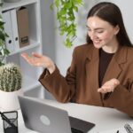 Selling High-Ticket Items? Why Video Chat Converts 4x Better Than Text