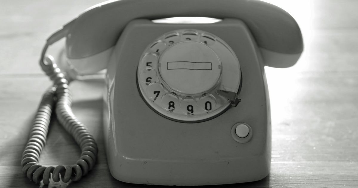 The Psychology of the "Call Now" Button: Color, Placement, and Text Matters